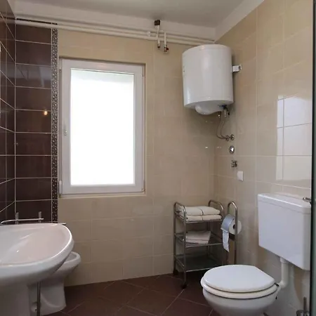 Apartment In Insel Krk 14593